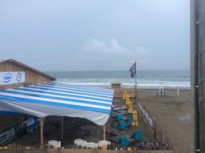 由比ヶ浜150820-w560